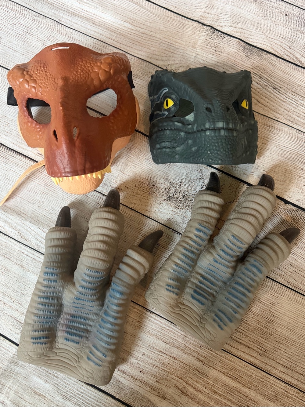 Jurassic World Tyrannosaurus Rex Velociraptor Blue Mask Claws Costume Dress Up